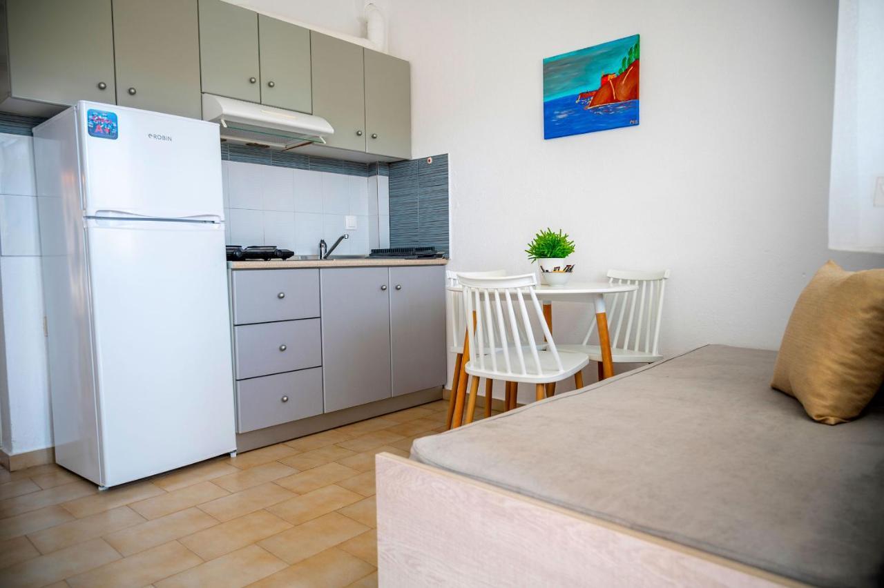 Alexandris Apartments โปไลโครโน ภายนอก รูปภาพ