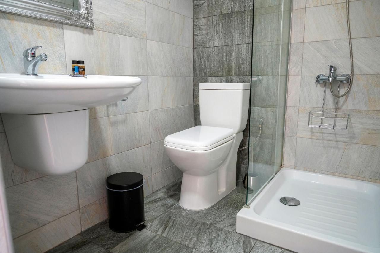 Alexandris Apartments โปไลโครโน ภายนอก รูปภาพ